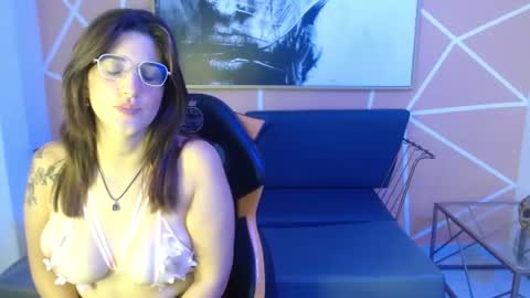 Snapshot of ginger_vanessa chatting on 08.04.26 Vanessa online show from 08.04.26