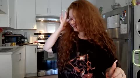 gingerprincess555 online show from 09.22.25