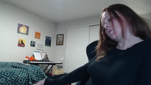 Snapshot of gingervial chatting on 09.23.25 gingervial online show from 09.23.25