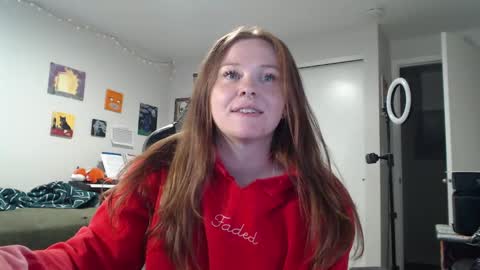 Snapshot of gingervial chatting on 09.24.25 gingervial online show from 09.24.25