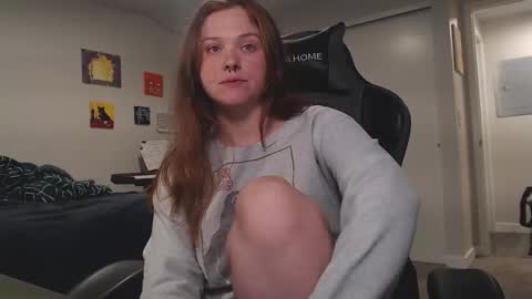 Snapshot of gingervial chatting on 11.15.25 gingervial online show from 11.15.25