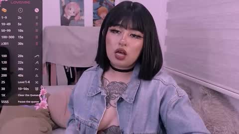 Snapshot of ginmeowuwu chatting on 11.20.25 ginmeowuwu online show from 11.20.25