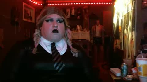 Snapshot of ginny_dominatrix chatting on 09.22.25 ginny ray online show from 09.22.25