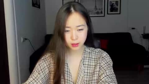 Snapshot of ginnycherry chatting on 02.23.25 Ginny online show from 02.23.25