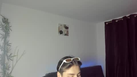 Snapshot of gio_russo chatting on 12.12.24 GioRusso online show from 12.12.24