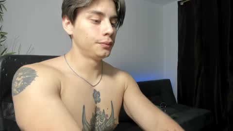 Snapshot of gio_russo chatting on 12.13.24 GioRusso online show from 12.13.24