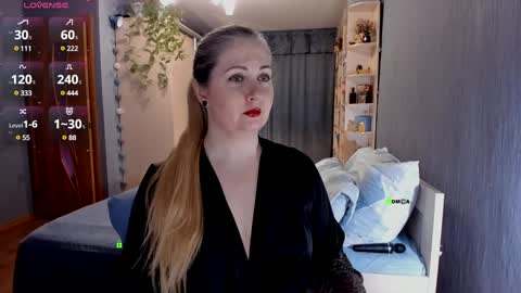 Snapshot of gioconda_21 chatting on 01.07.25 Lana online show from 01.07.25