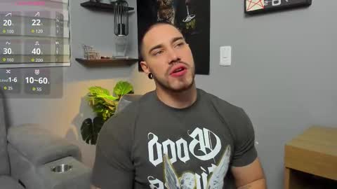 Snapshot of giorgio_leone2 chatting on 10.02.25 Giorgio leone online show from 10.02.25