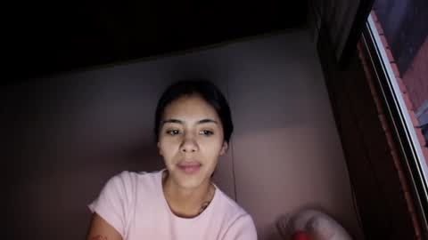 Snapshot of giovanna_oliveria chatting on 04.22.26 giovanna_oliveria online show from 04.22.26