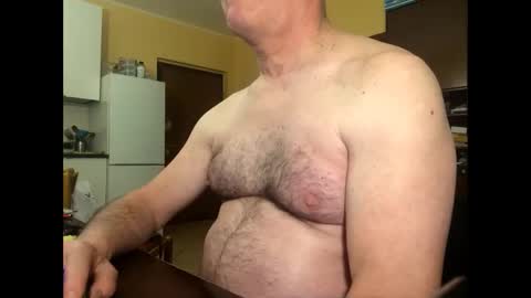 Snapshot of giovanni_1964 chatting on 03.29.26 giovanni_1964 online show from 03.29.26