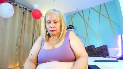 Girl Amada online show from 09.24.25