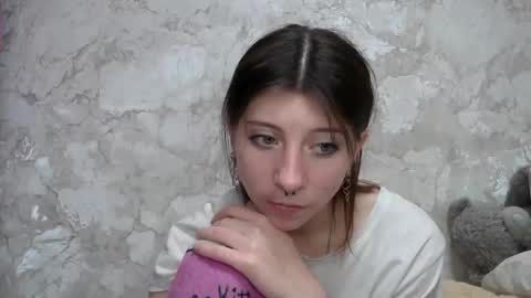 girl_cute007 online show from 04.17.26
