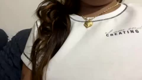 Snapshot of girl_kylax chatting on 10.19.25 ilove play tab and dirty online show from 10.19.25