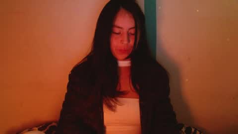 Snapshot of girl_marvel1 chatting on 04.19.26 Alejandra online show from 04.19.26