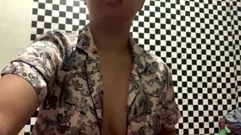 Snapshot of girl_sheralynx chatting on 02.24.25 im sheralyn online show from 02.24.25