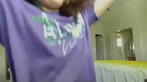 Snapshot of girlnextdoor702 chatting on 12.30.24 Jasmine online show from 12.30.24