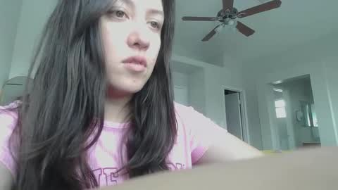 Snapshot of girlnextdoor702 chatting on 01.03.25 Jasmine online show from 01.03.25