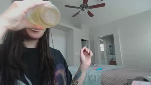 Snapshot of girlnextdoor702 chatting on 03.03.25 Jasmine online show from 03.03.25