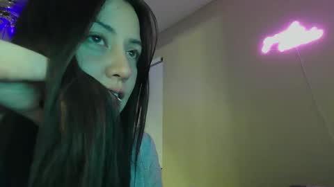 Snapshot of girlnextdoor702 chatting on 11.02.25 Jasmine online show from 11.02.25