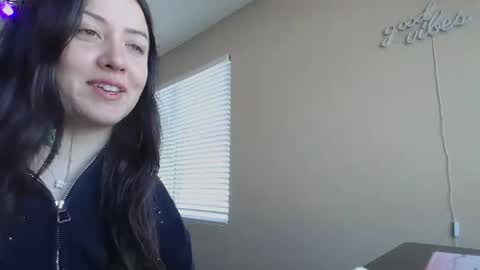 Snapshot of girlnextdoor702 chatting on 11.10.25 Jasmine online show from 11.10.25