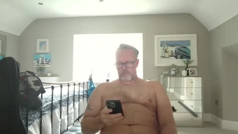 girlsandbikes online show from 01.19.26