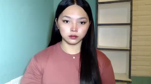 Rhaine online show from 11.13.25