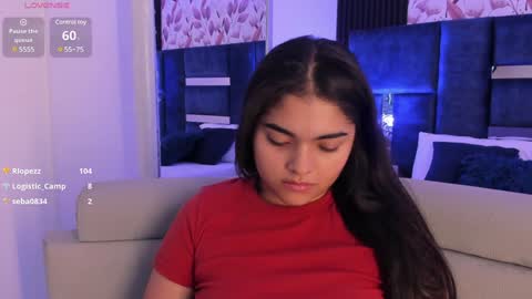 Snapshot of giselamaru chatting on 01.24.25 online show from 01.24.25