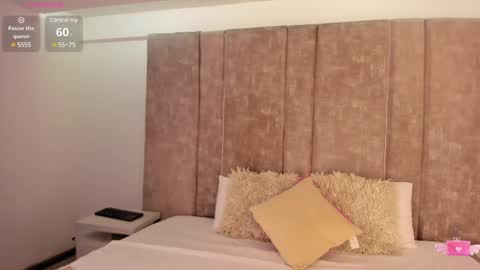 Snapshot of giselamaru chatting on 02.10.25 online show from 02.10.25