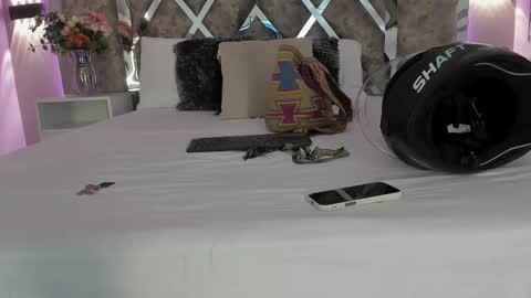 Snapshot of giselamaru chatting on 02.28.25 online show from 02.28.25