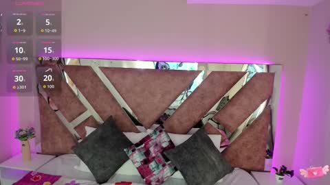 Snapshot of giselamaru chatting on 11.11.25 online show from 11.11.25