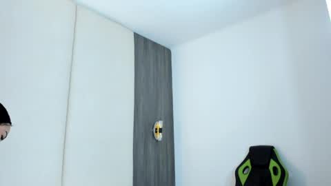 giselle_anelise online show from 04.15.26