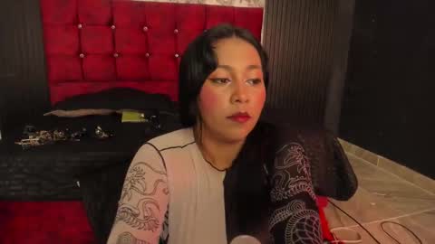 Snapshot of gisellholden_ chatting on 11.23.25 gisellholden_ online show from 11.23.25