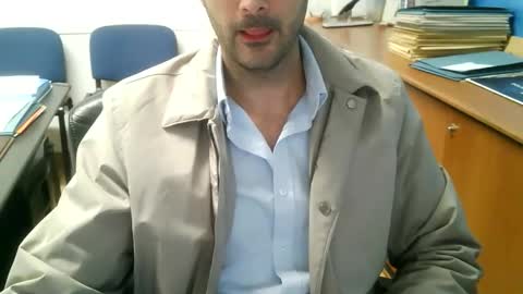 giuseppevai1 online show from 10.15.25