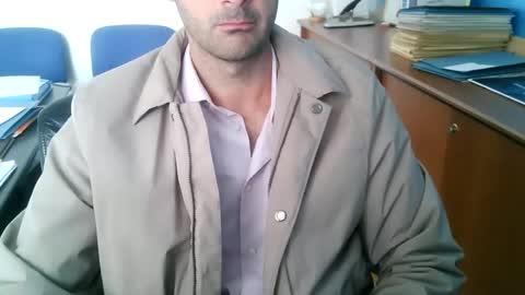 giuseppevai1 online show from 10.17.25