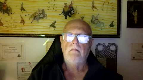 giutomma930394 online show from 04.16.26