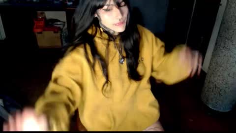 Snapshot of givenom chatting on 10.14.25 dirtyvenom online show from 10.14.25