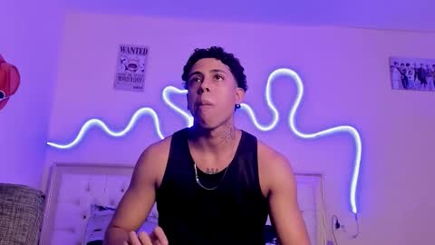 Snapshot of glader_guy chatting on 10.26.25 only for you bby online show from 10.26.25