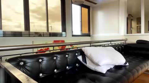 gleiahong online show from 11.04.25