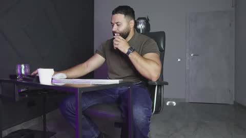 Matthew .. for short call me Matt online show from 10.21.25