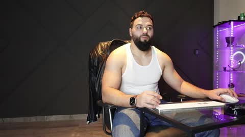 Matthew .. for short call me Matt online show from 04.03.26