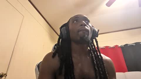 glomightyj online show from 12.17.25