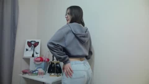 Gloria online show from 02.06.26