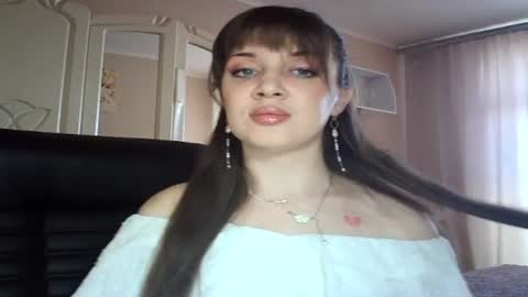 gloriashine online show from 03.12.25