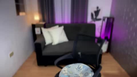 shy online show from 09.19.25