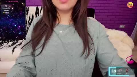 Mia online show from 12.04.25