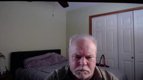 Snapshot of gmctruckguy chatting on 01.12.26 gmctruckguy online show from 01.12.26