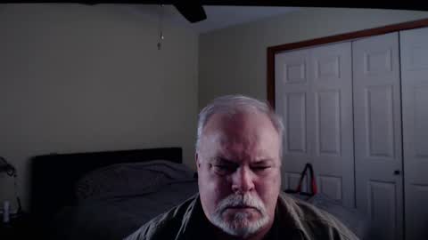 Snapshot of gmctruckguy chatting on 01.13.26 gmctruckguy online show from 01.13.26