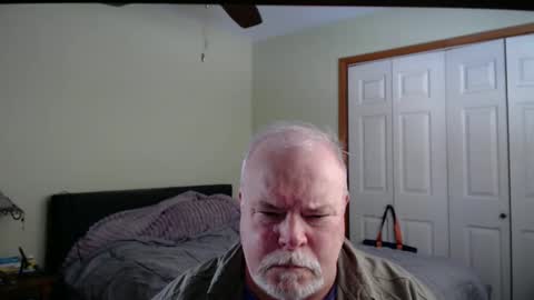 Snapshot of gmctruckguy chatting on 02.01.26 gmctruckguy online show from 02.01.26