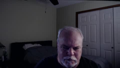 Snapshot of gmctruckguy chatting on 02.28.26 gmctruckguy online show from 02.28.26