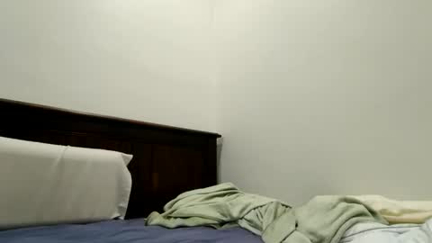 Snapshot of gnik8124 chatting on 11.07.25 gnik8124 online show from 11.07.25